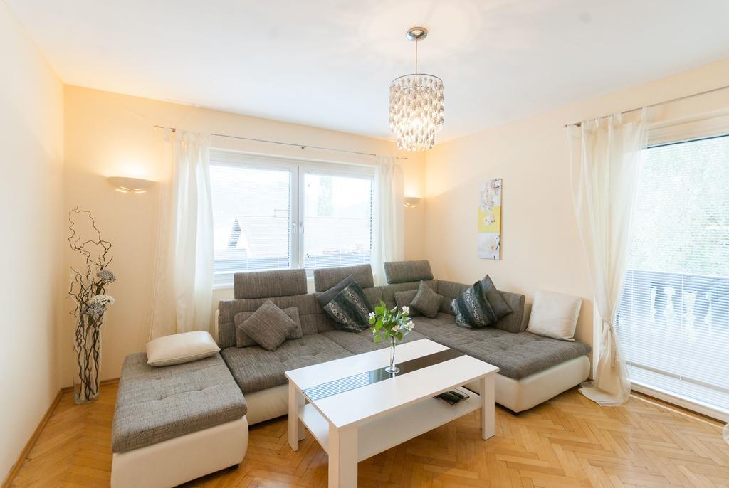 Appartments Zell am See Zimmer foto